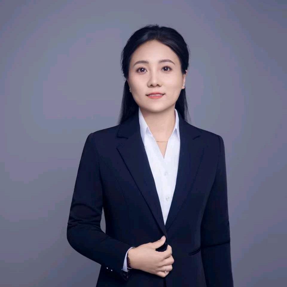 卖房子的小姐姐🦋