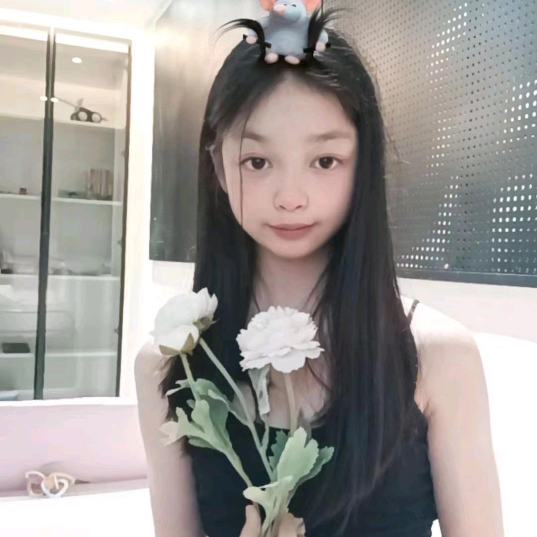 蜜桃<松间鹤影后援>（桉苒铁粉）❤️
