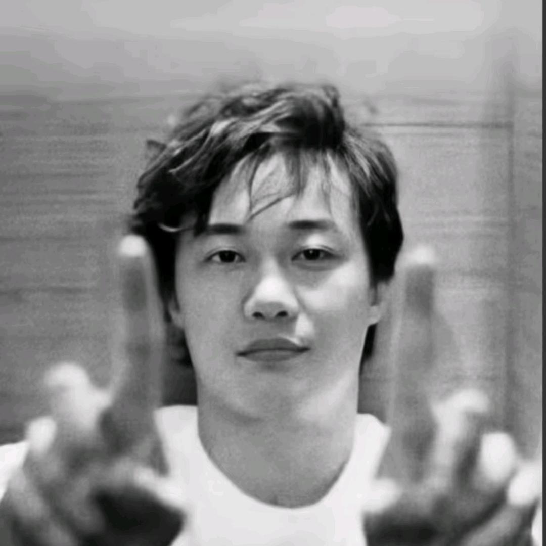 爱吃蟑螂的瓦大王