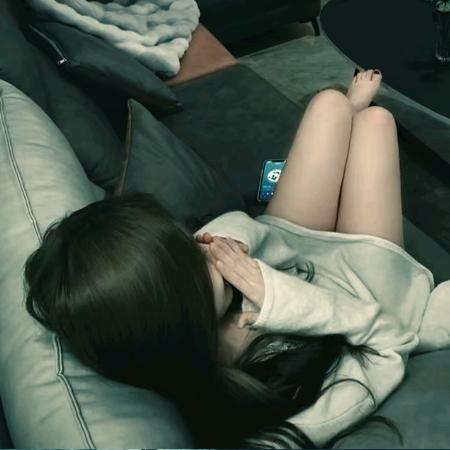 妤施.