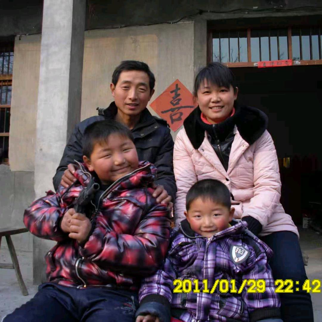 高港润江砂石吴进