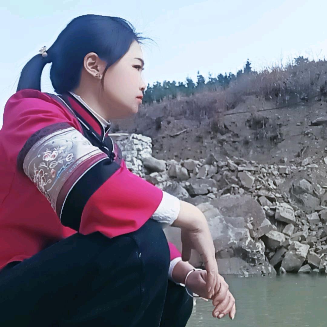 黄🌸家🌷姑🌸娘