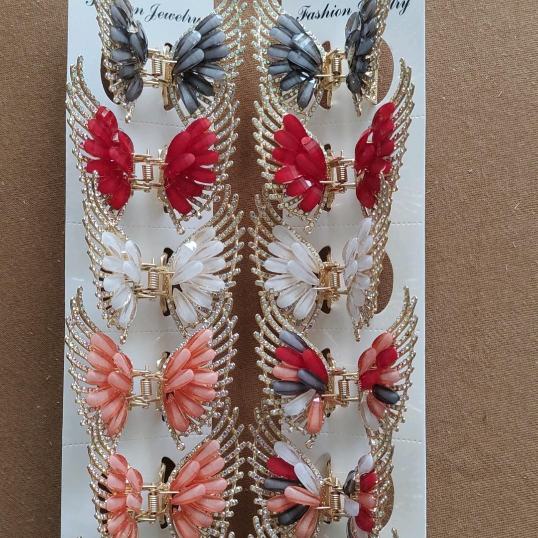 柘城县欣宇饰品点钻加工厂