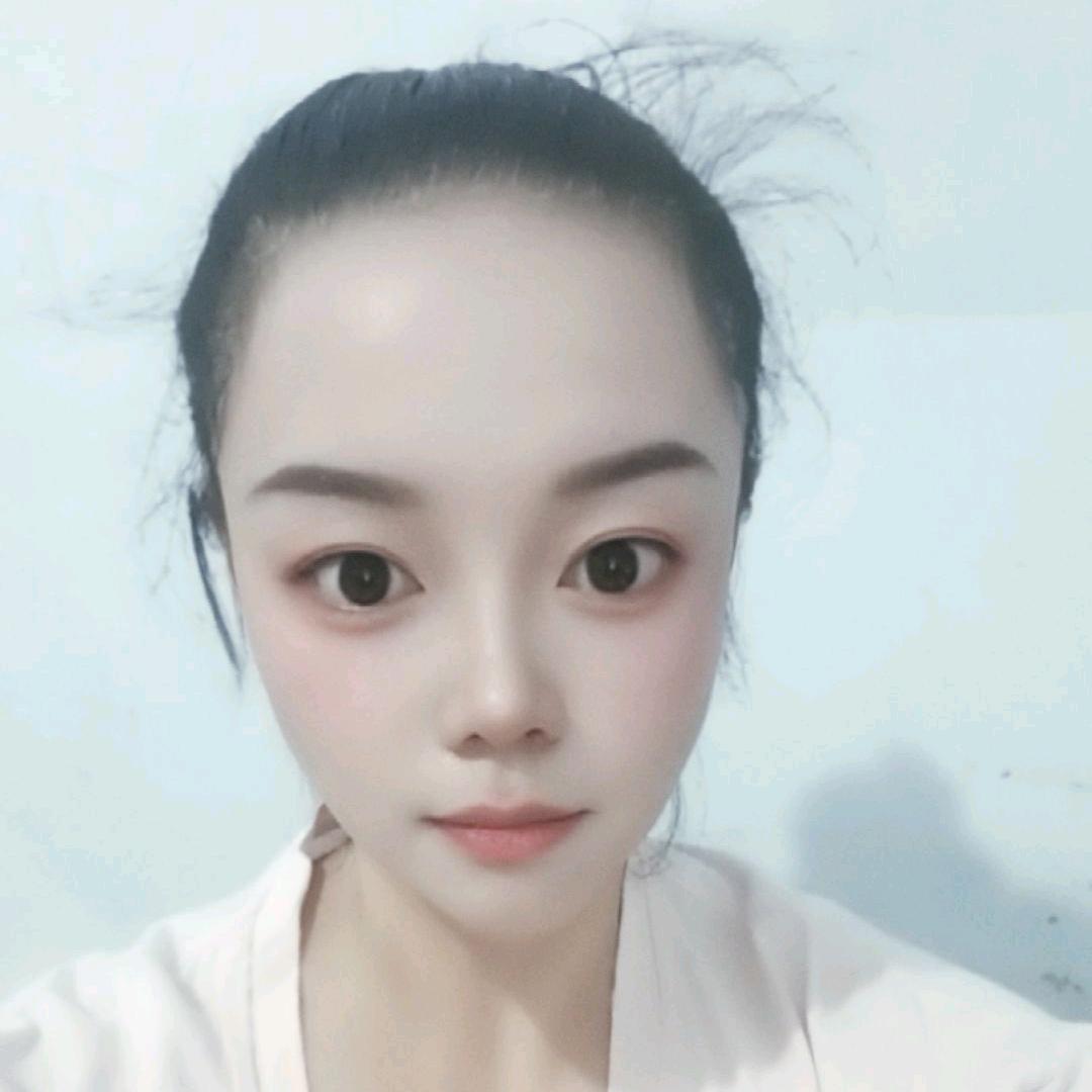 卢卢