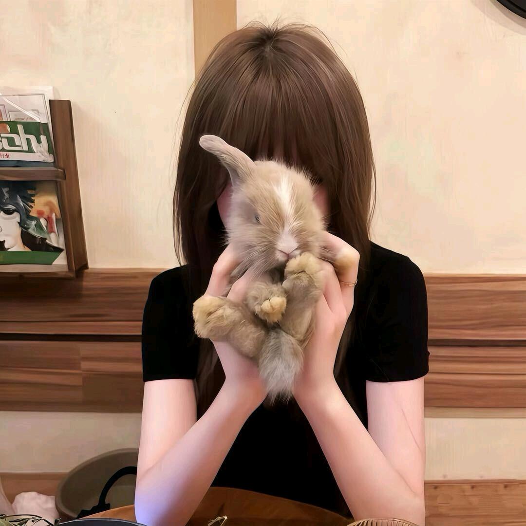 Nanana娜