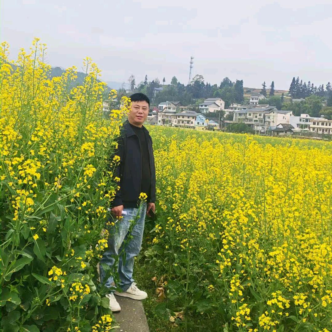 贵州揽途研学宋致勇