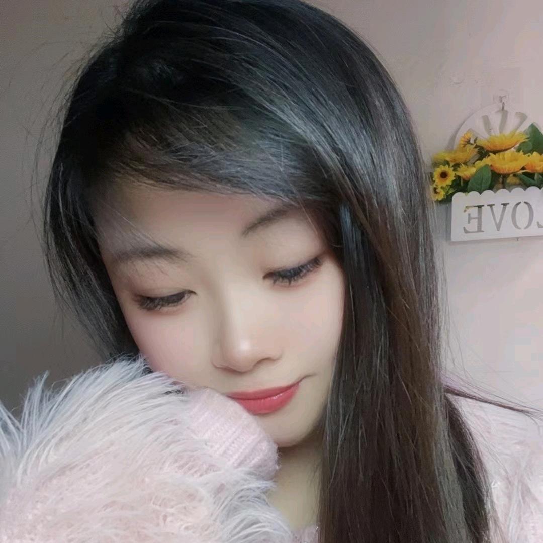 小依依🍓