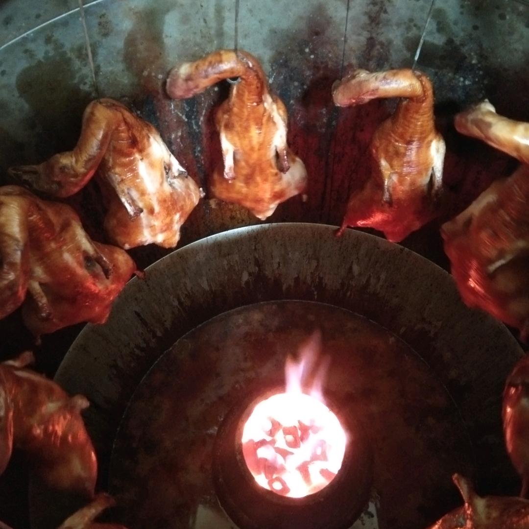 双凤镇城门洞廣香源宜良脆皮鸭30元一支