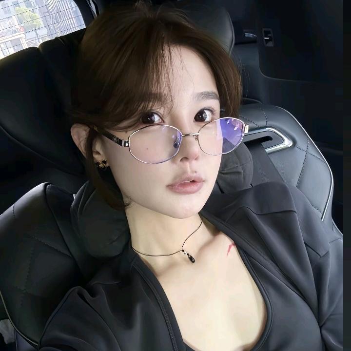 瓜瓜 ART ME女装店