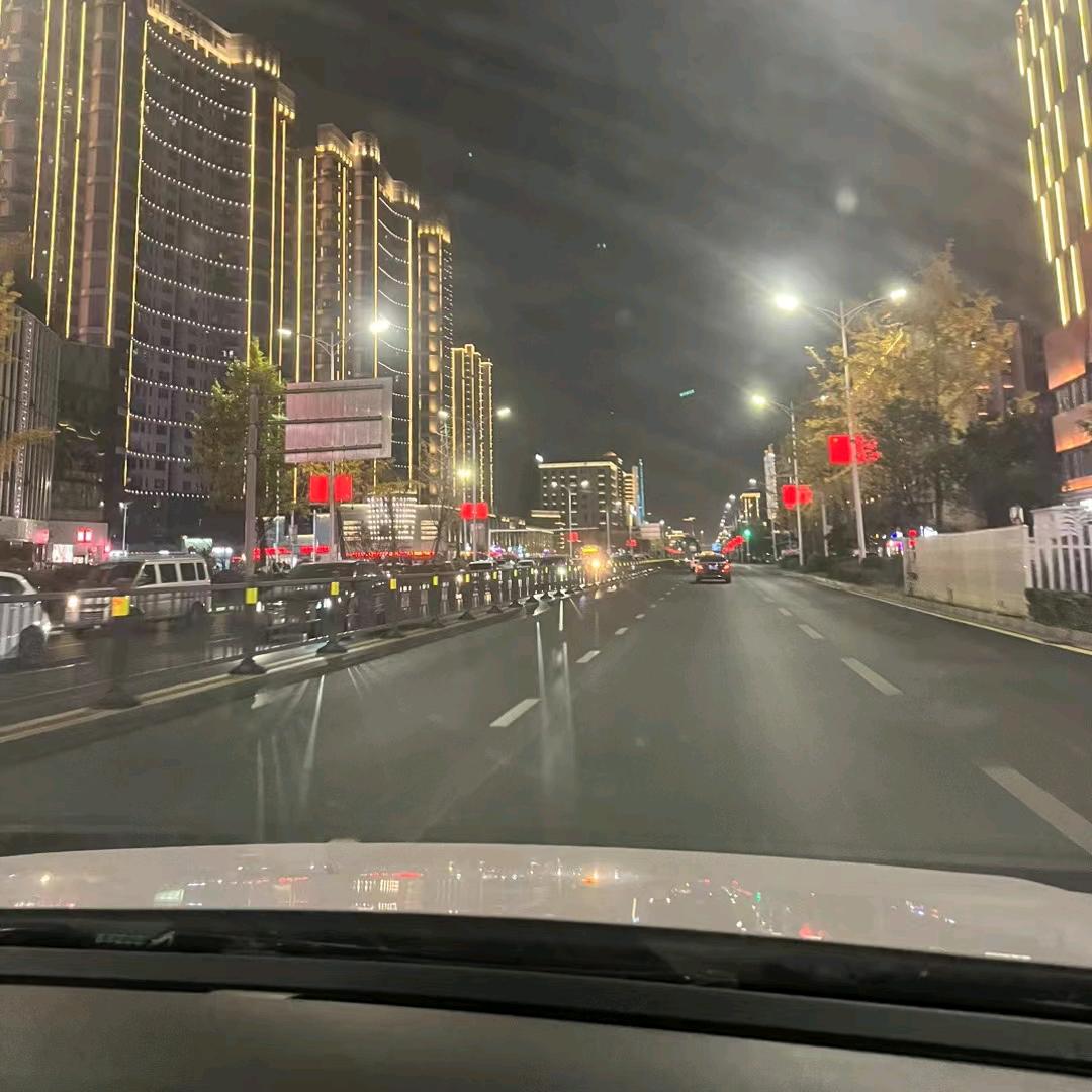 ꧁༺ༀ༂世࿅界༂ༀ༻꧂