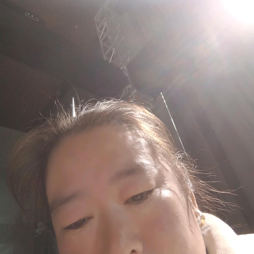 莹莹