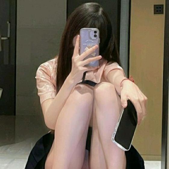 22596323239