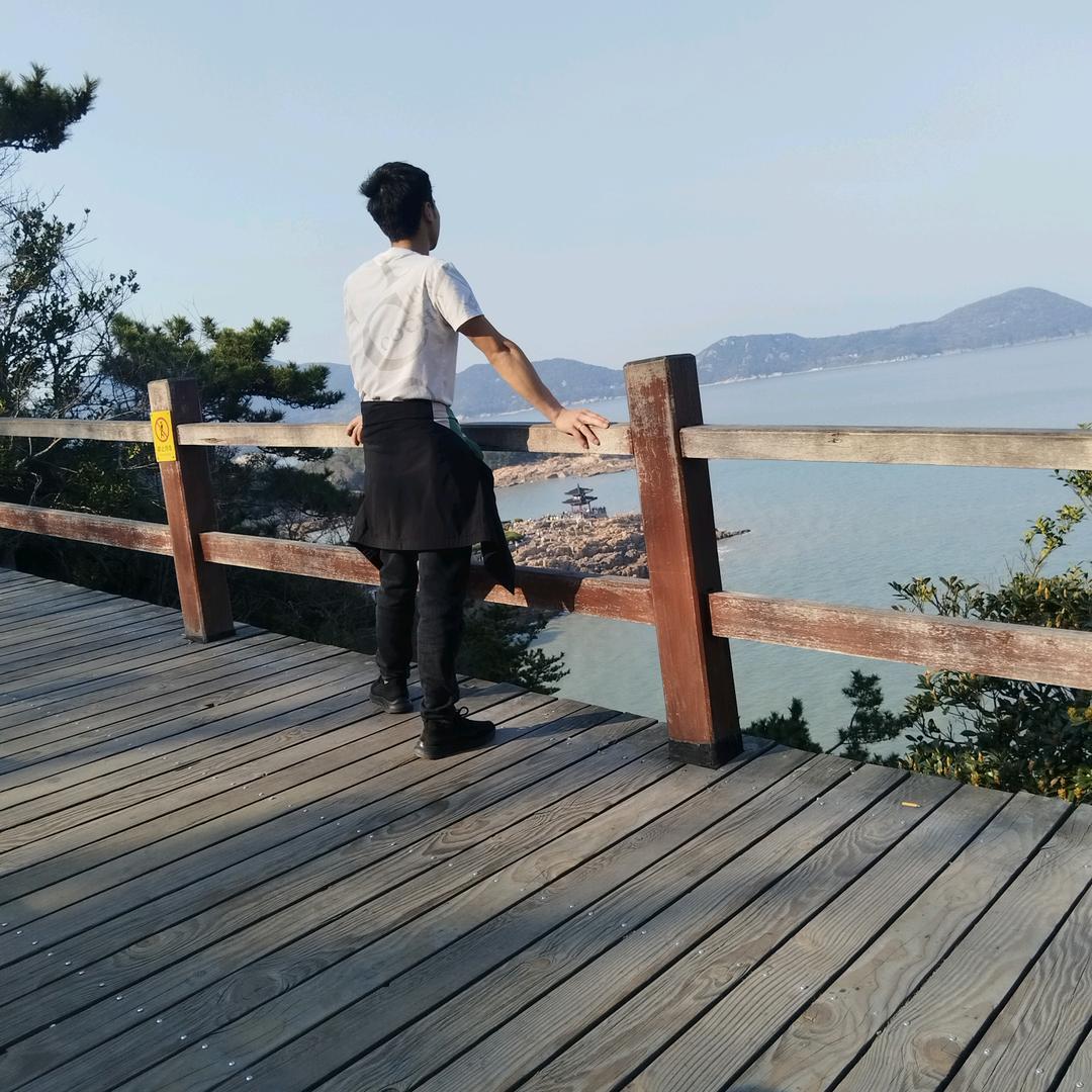 深情不如久伴