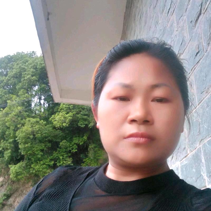 王梅英