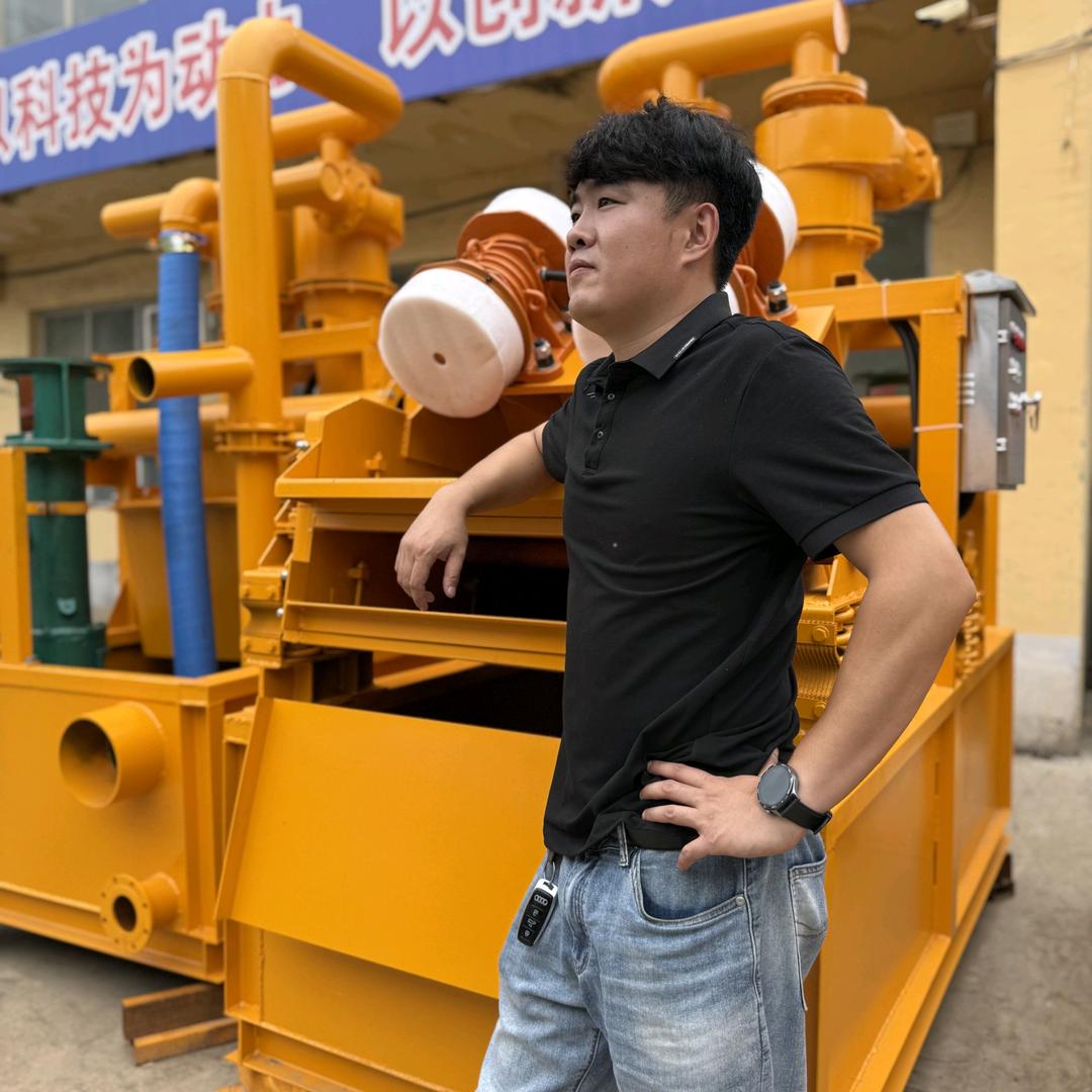 做泥沙分离机的小贾