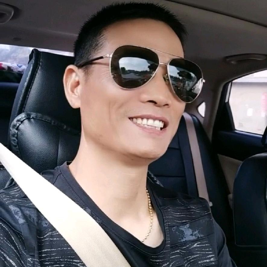 龙城的哥