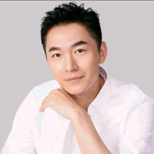 明星朱泳腾来了