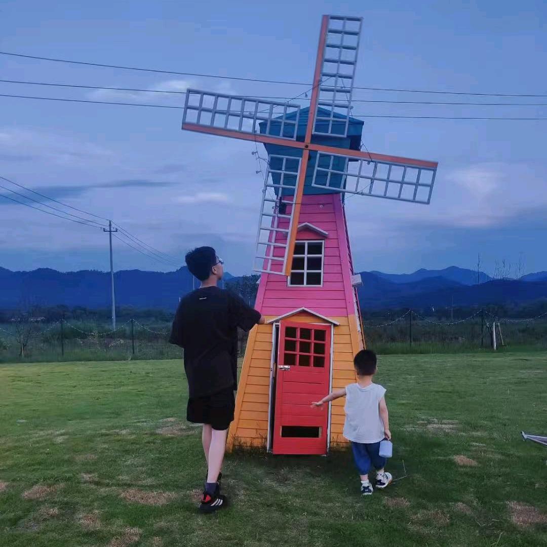 小小鱼姐姐
