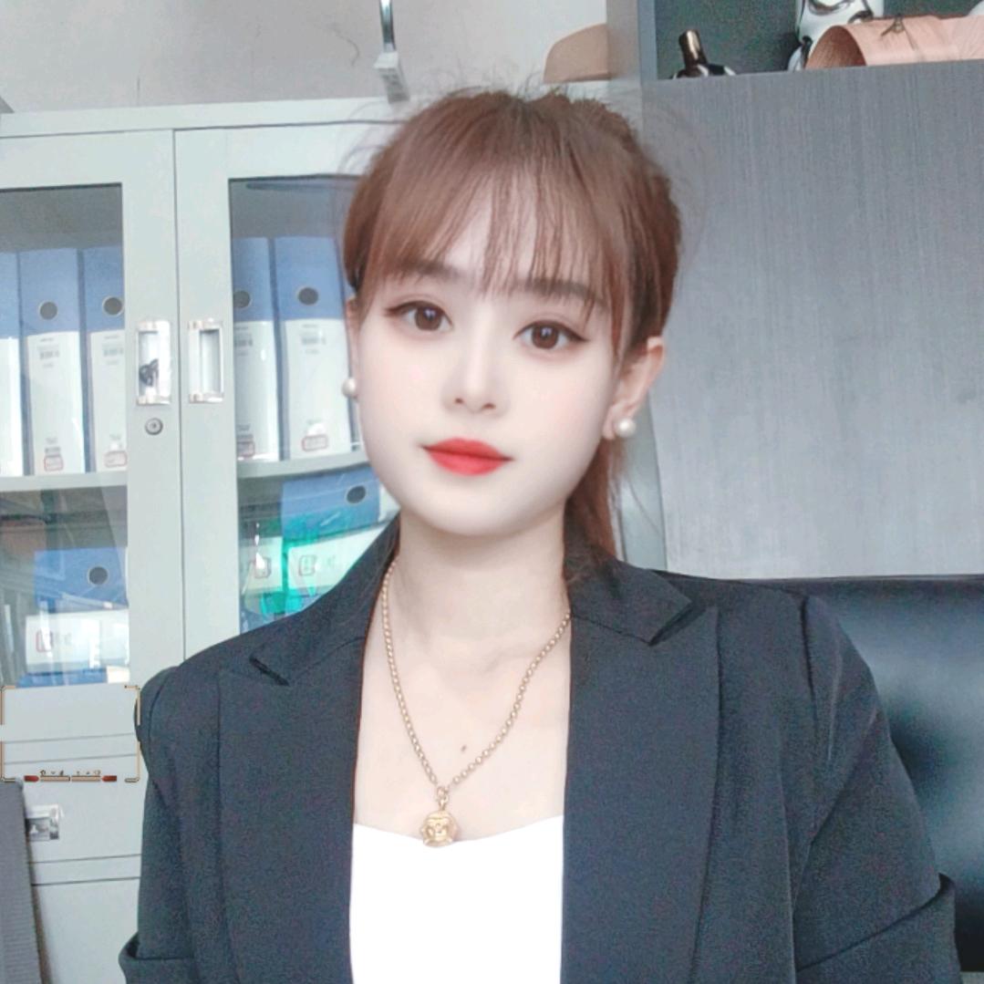 92年进贤人在南昌旧货市场卖二手办公家具