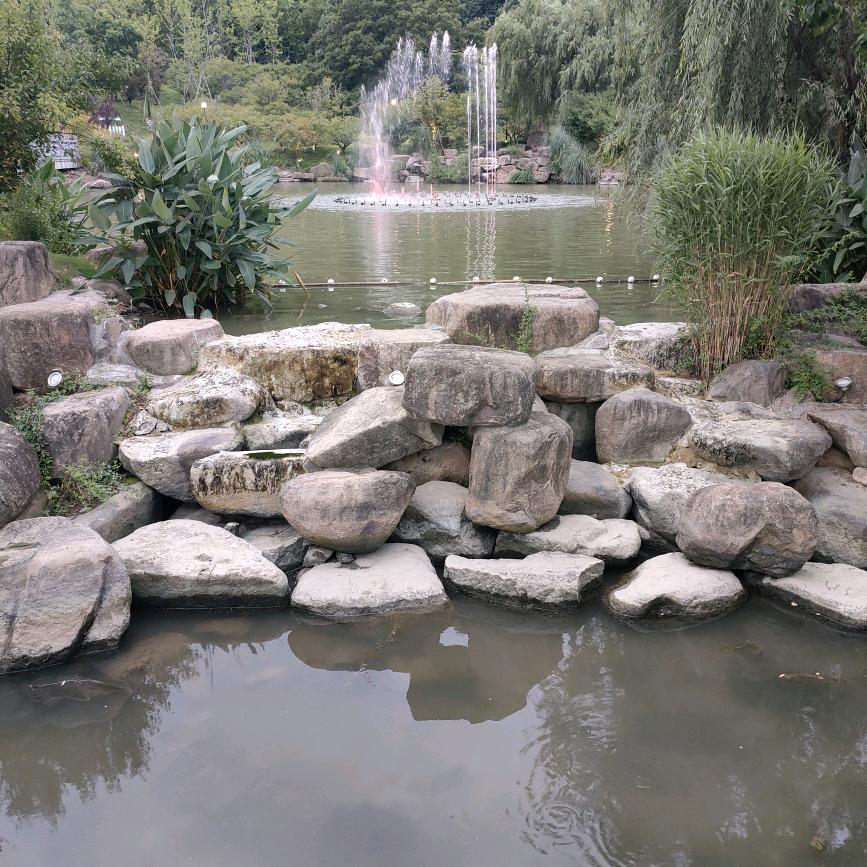 萍水相逢