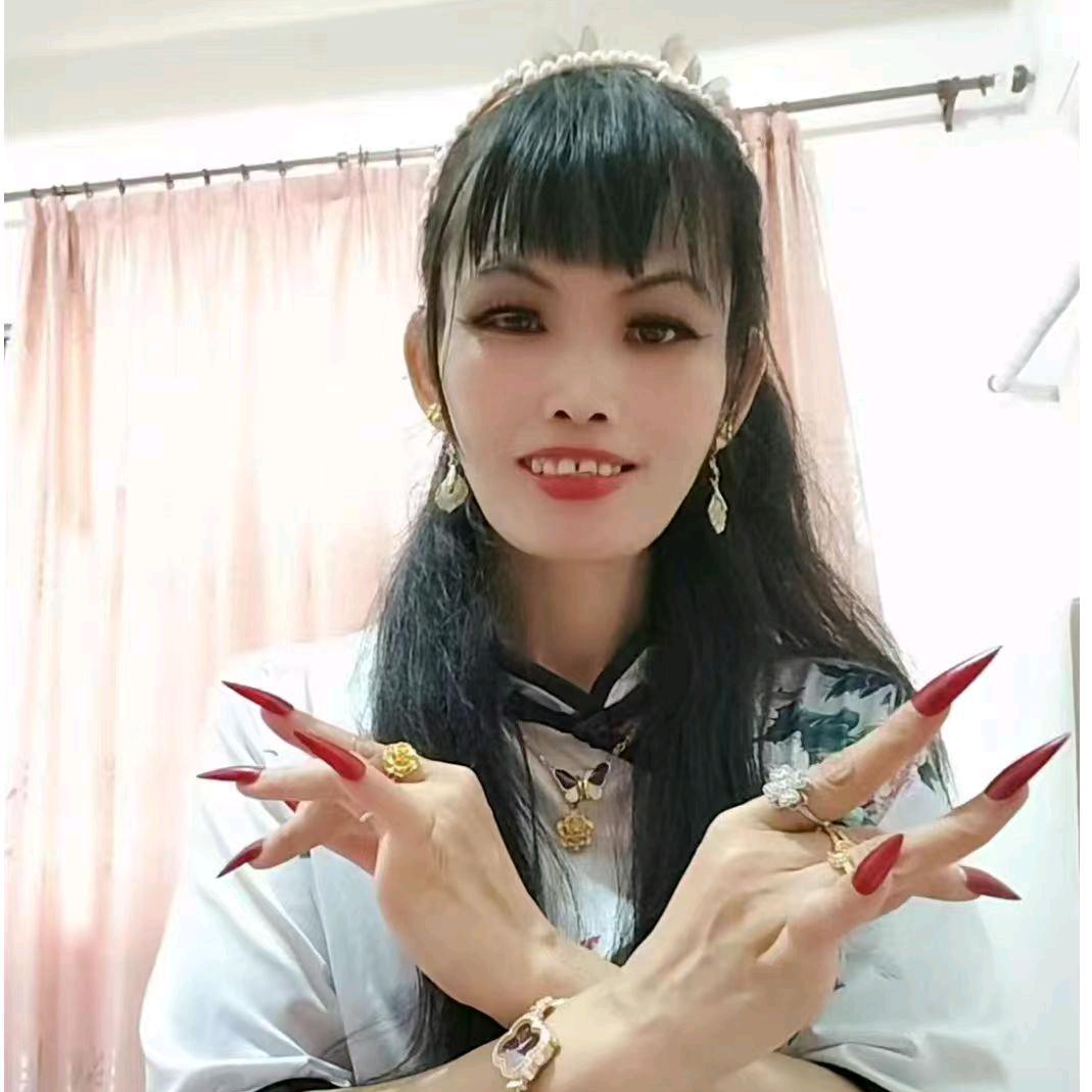 吉祥英妹6手舞吉祥公益团队周五6点20播