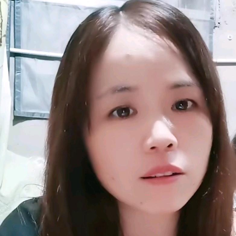 艳艳，