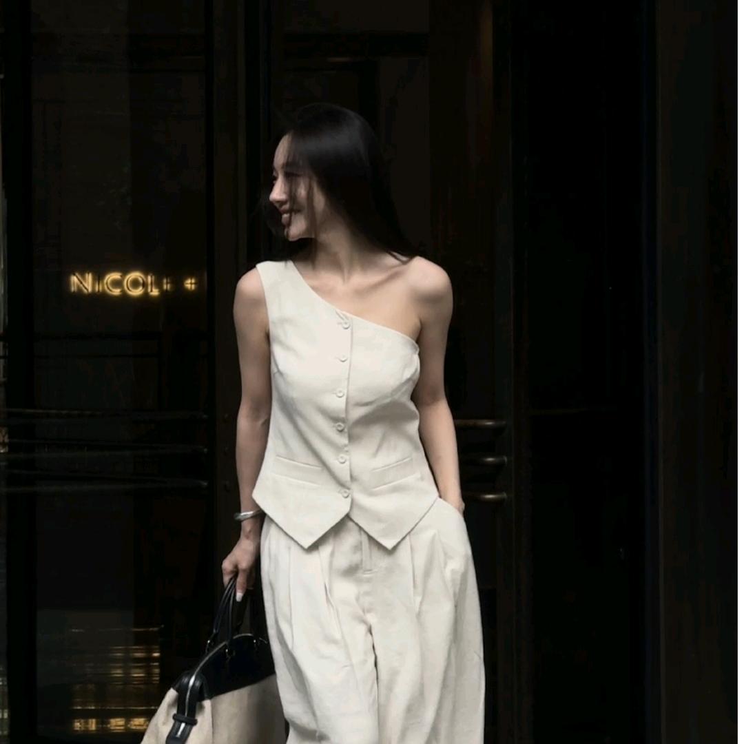 LiLi-李慧儿生活号轻奢风穿搭