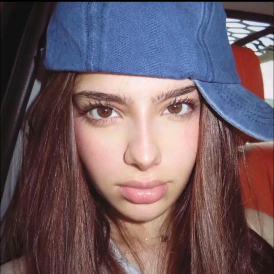 ئىلمىنۇر🦸‍♀️