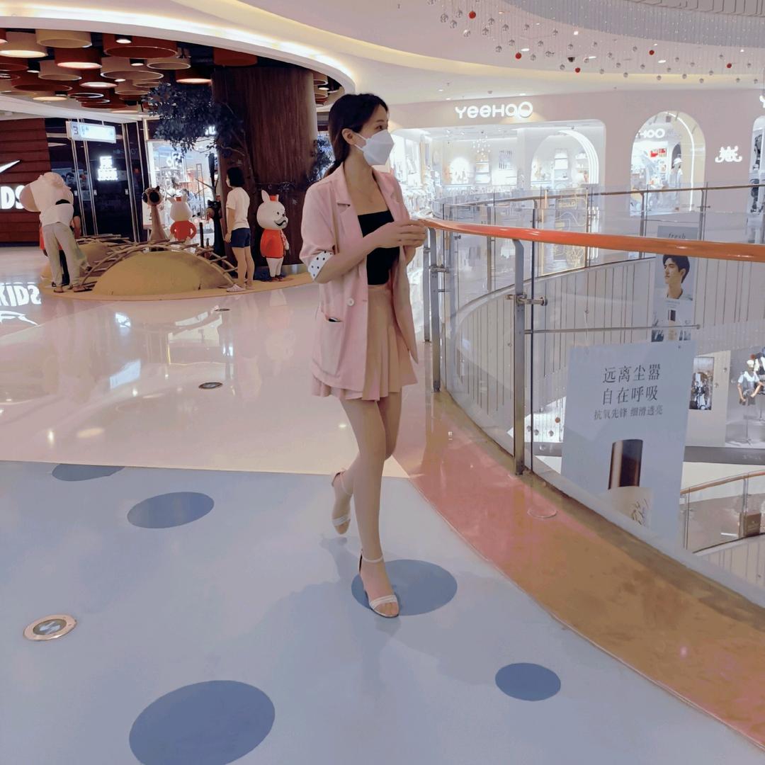 @杨依