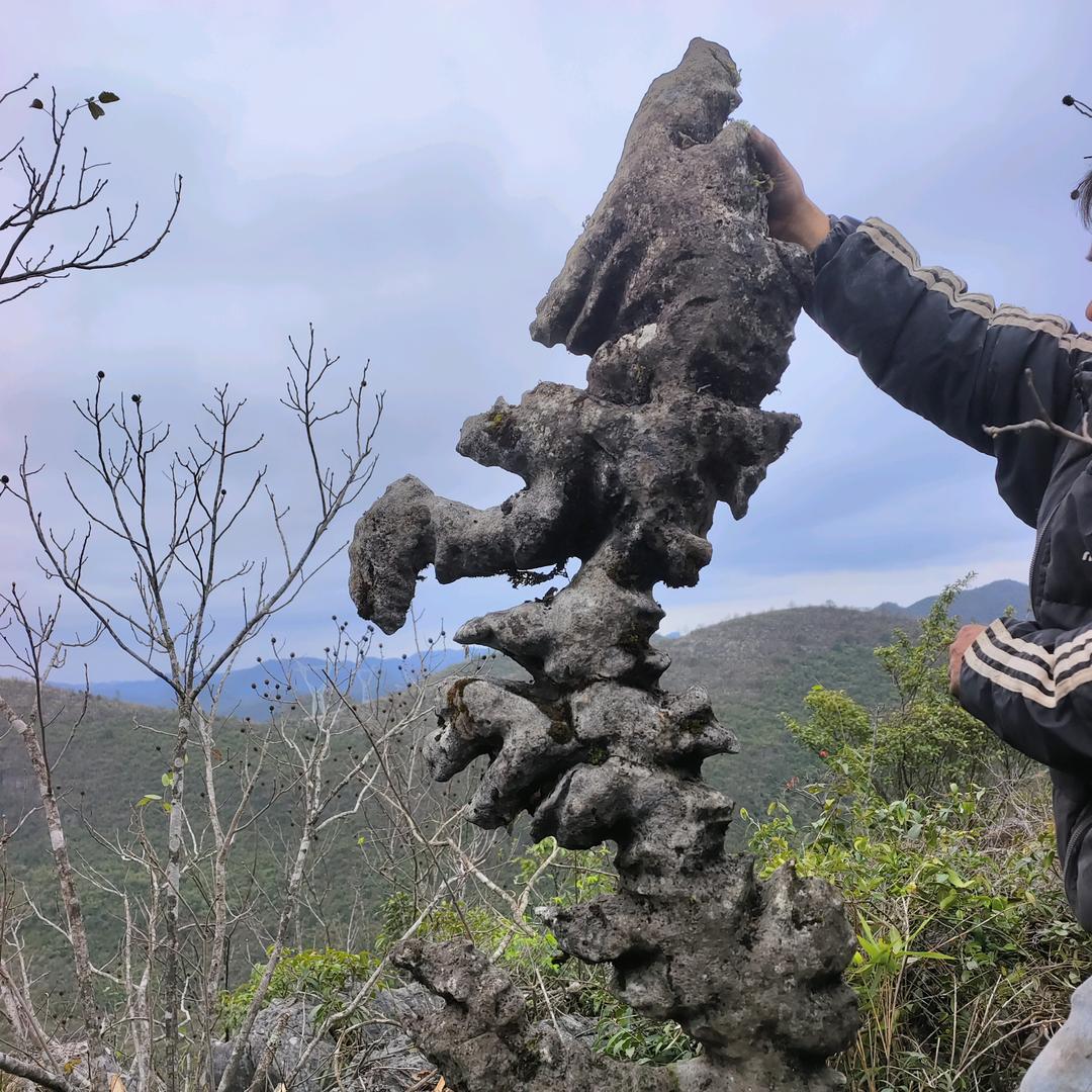 乌蒙坊《纹石之路》