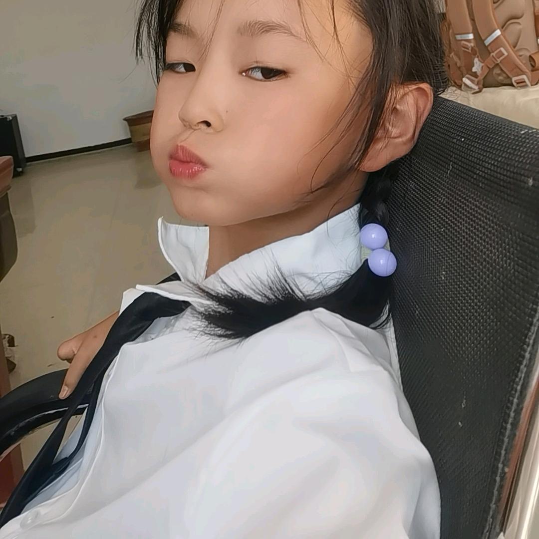草莓泡泡熊