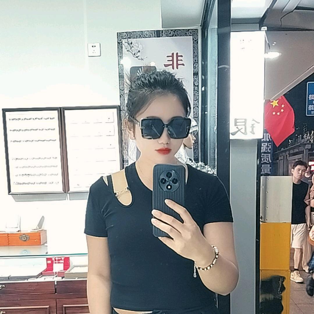 姐的霸气ℒᎭℯ