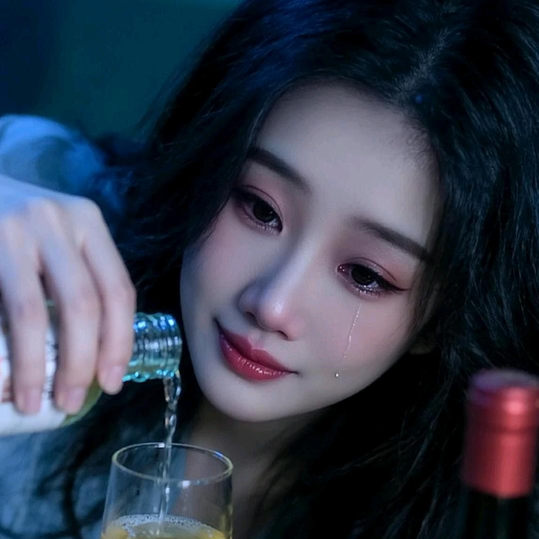 彤彤