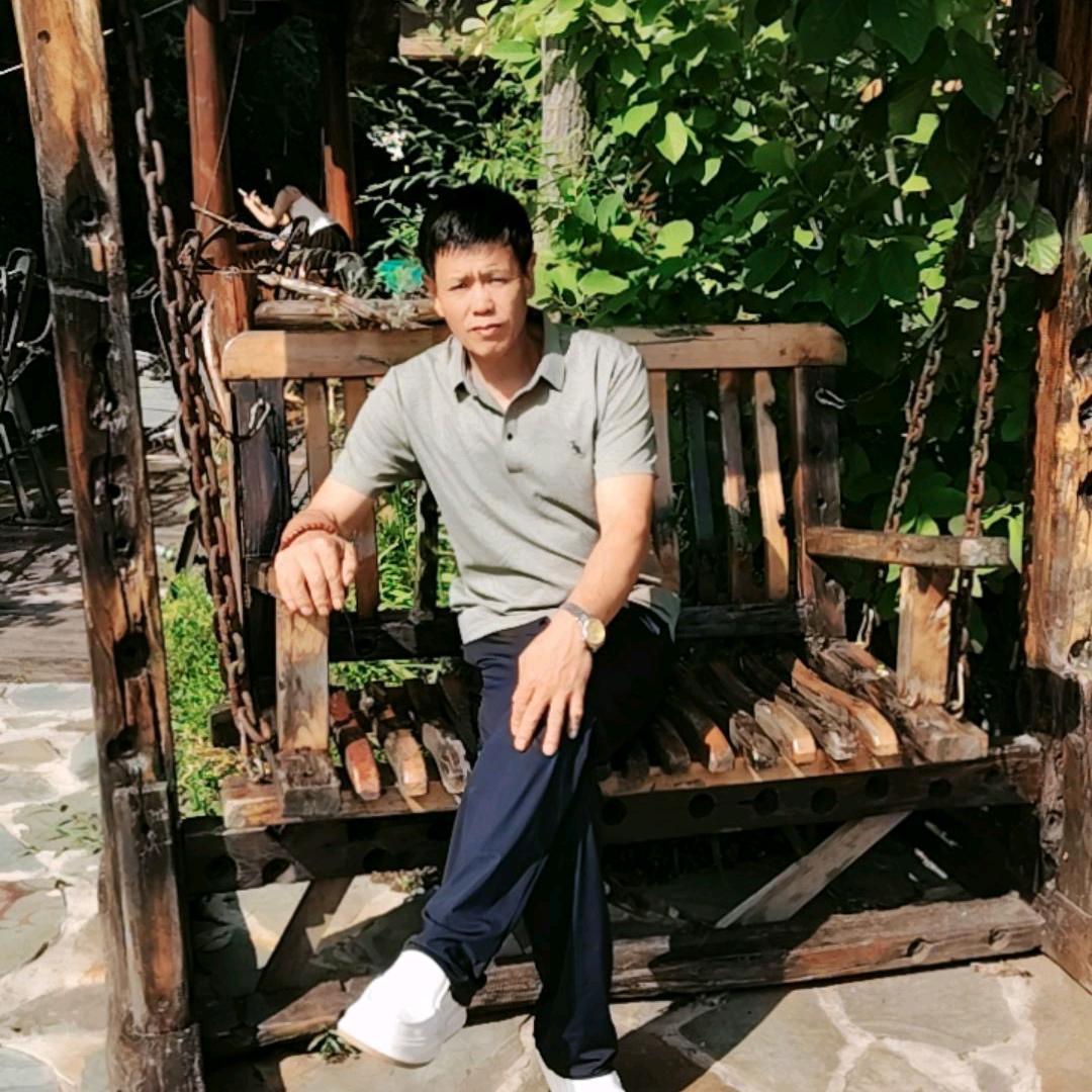 琵岩山温泉每天换新水杨国民