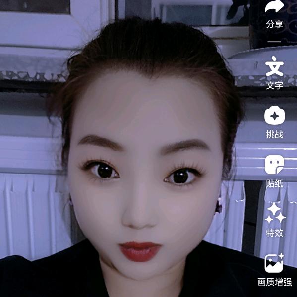 刘玲
