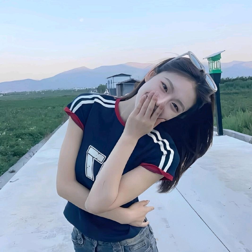:偹偹