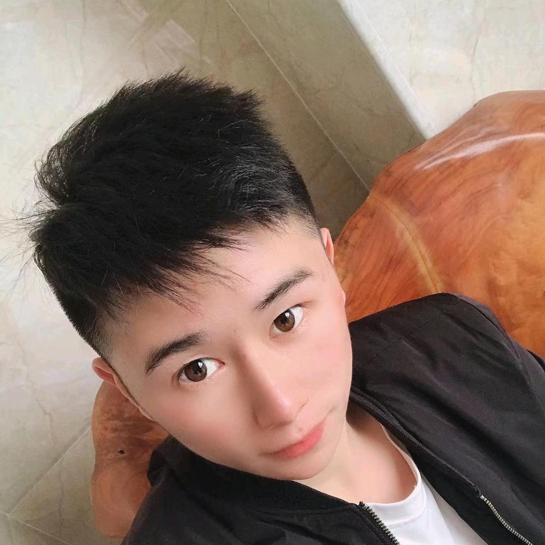 《微笑😄前行👣》