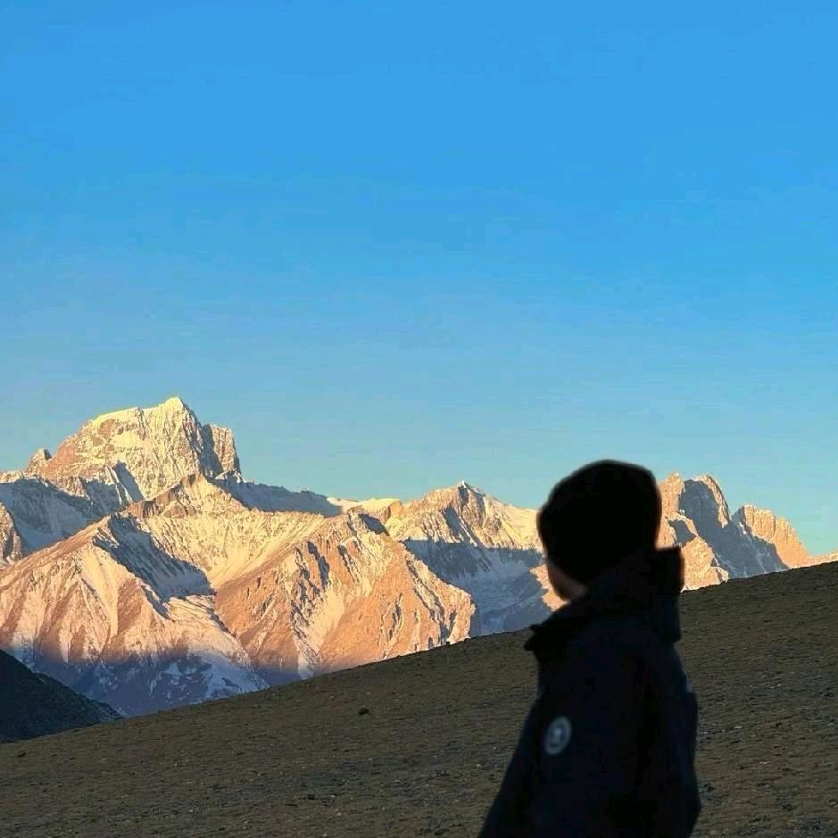 初见⁵²³³.照着我的月光也同样照着别人