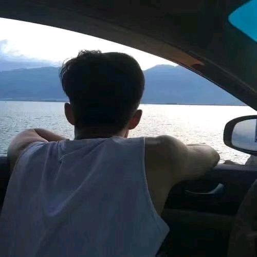 武汉市鑫学成驾校总校——郑老师