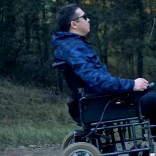 轮椅上的生活