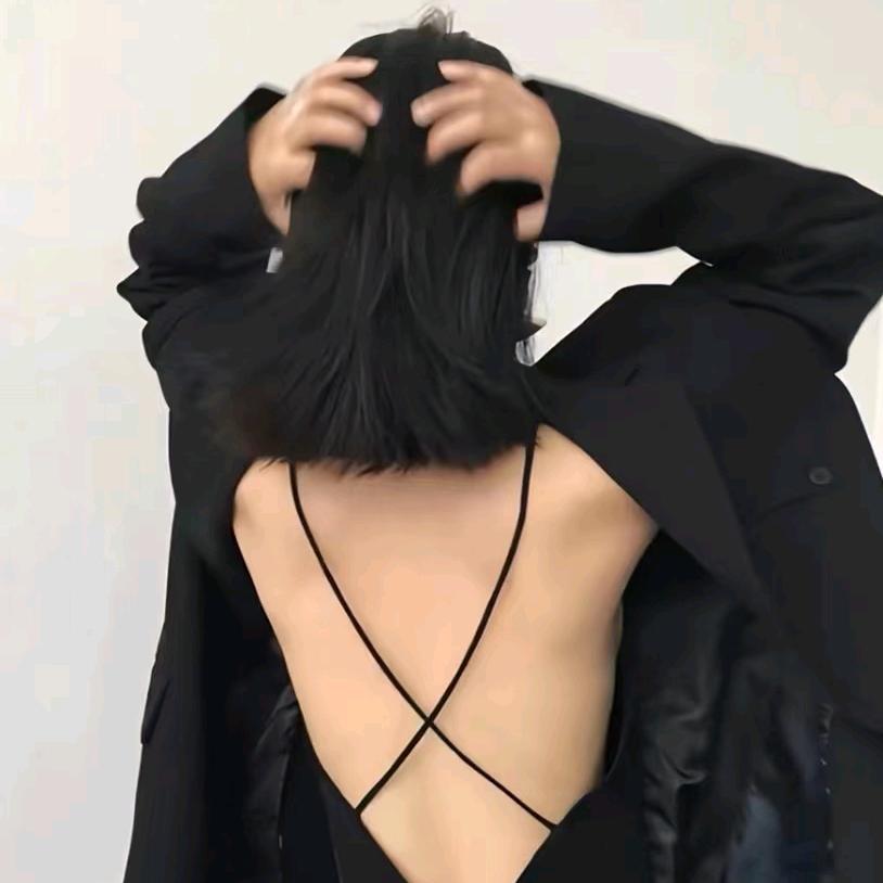 ༻: ₅²⁰一张ོ王牌¹³₁₄༻