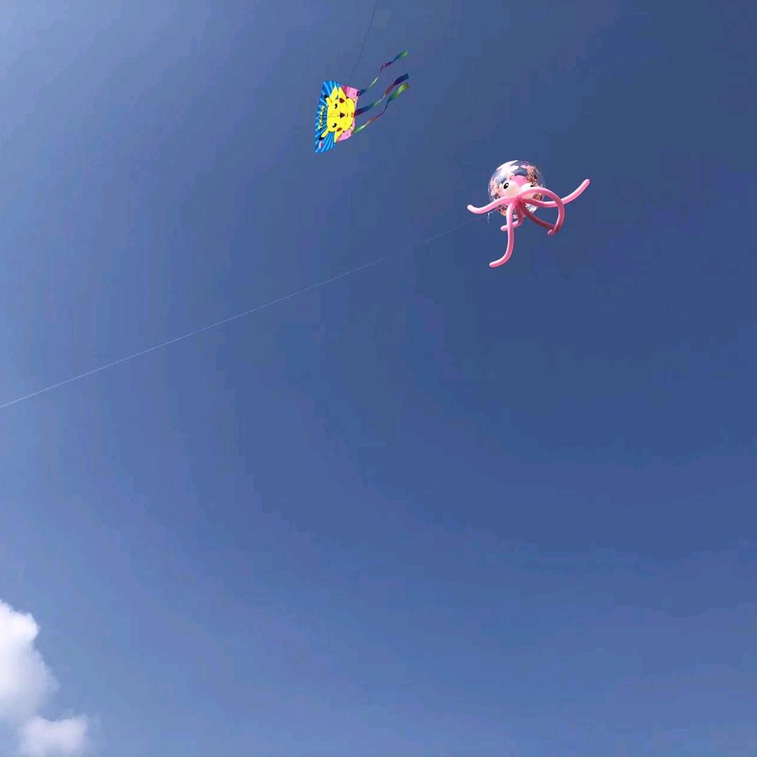 红气球🎈