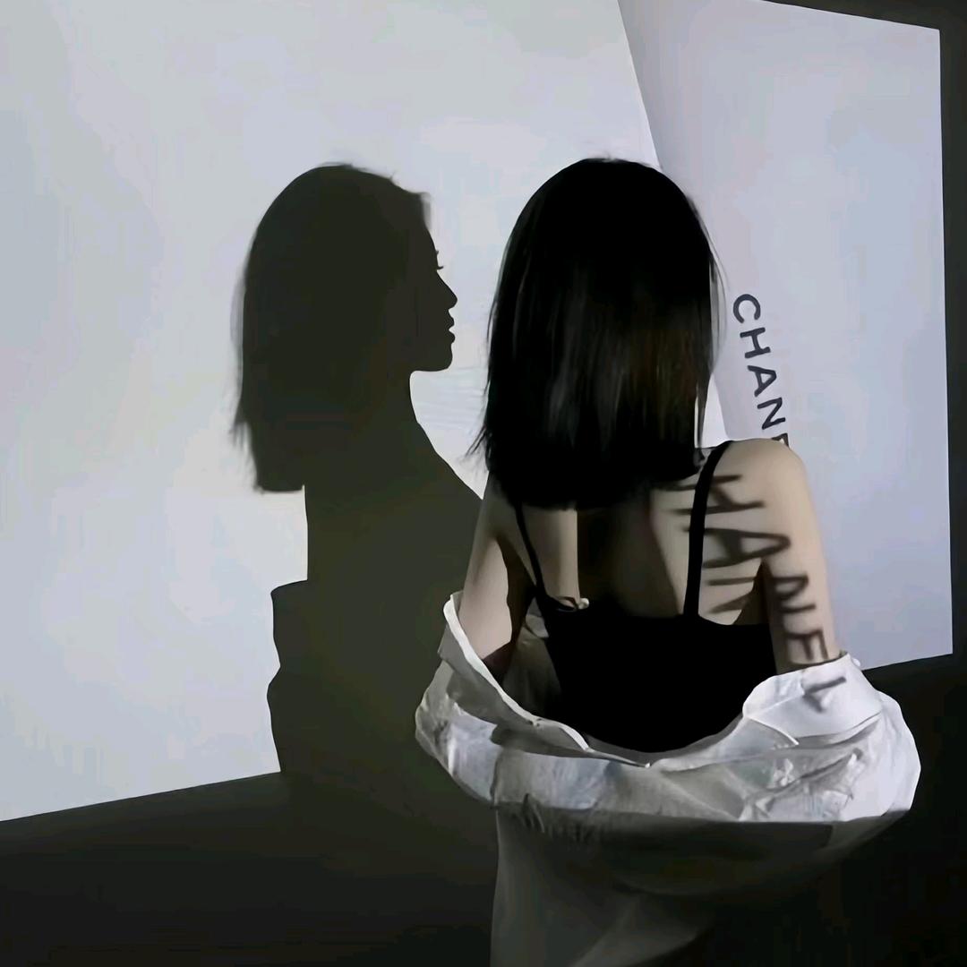 小霞呀