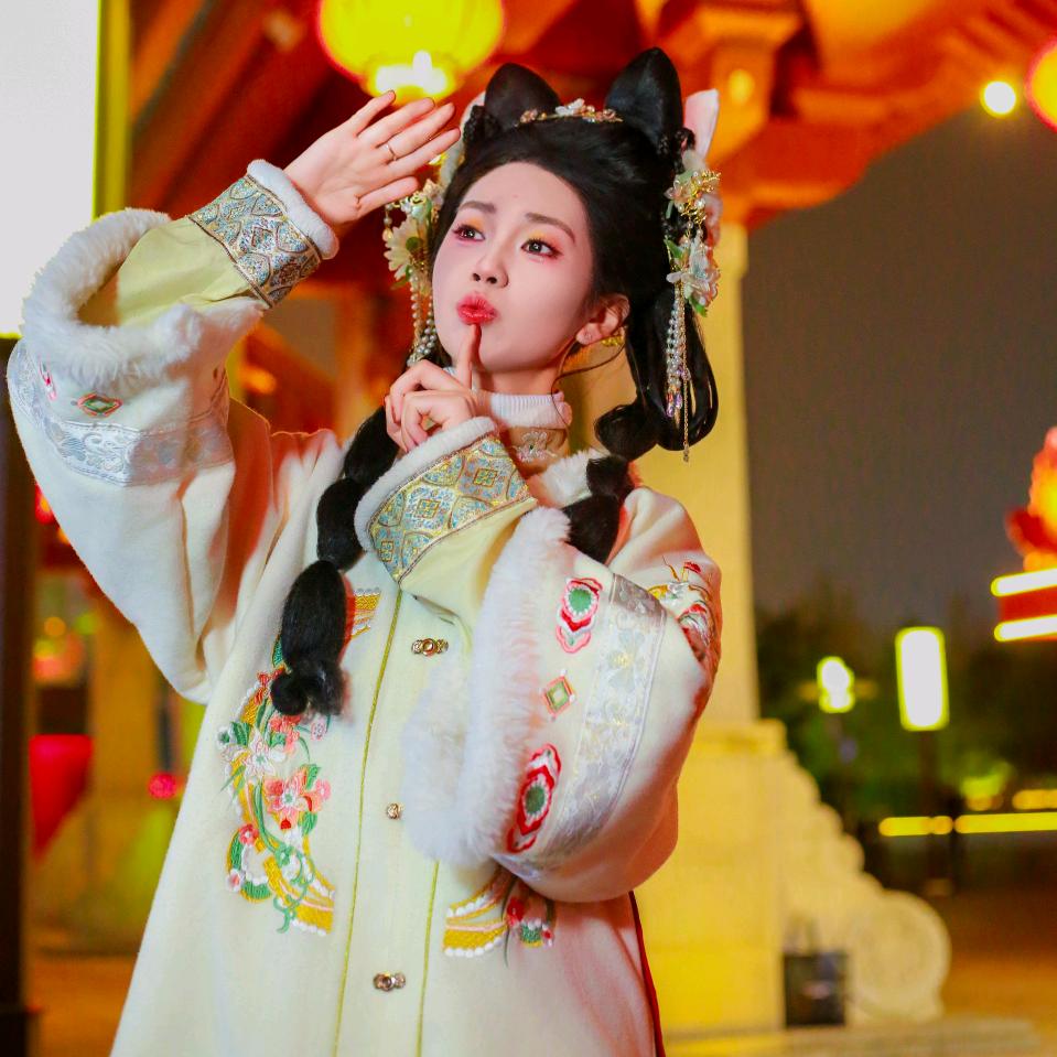 雅俗共赏&