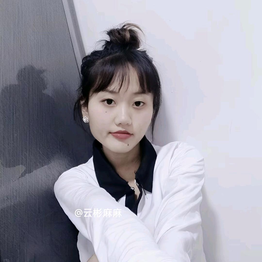 阿丽努努力