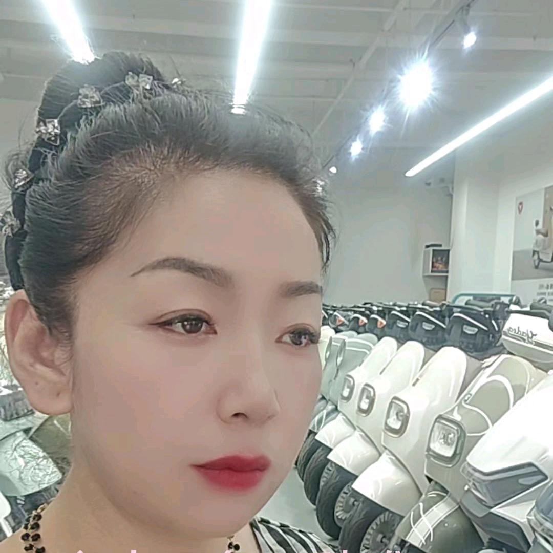 雅迪霞姐