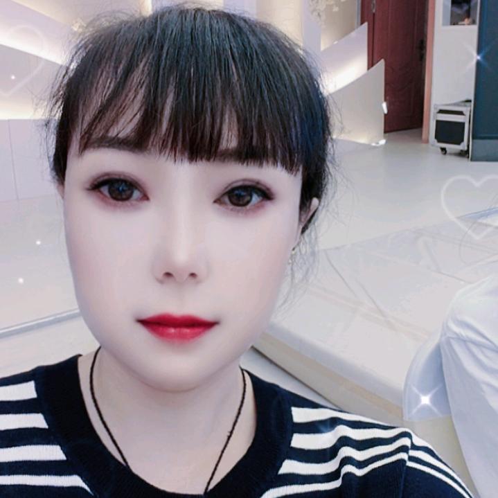 漫步溪边