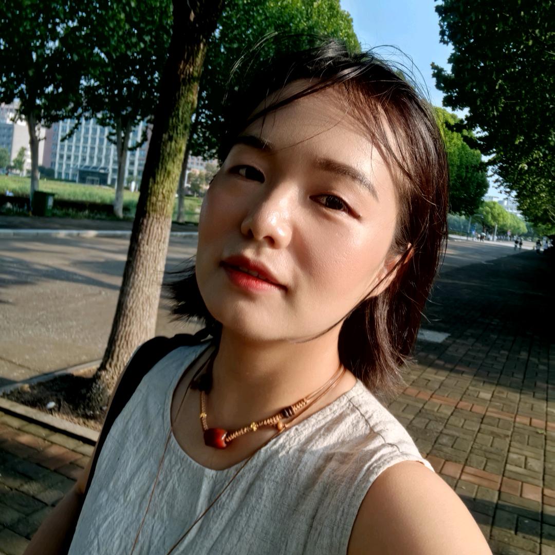 西兰花小姐