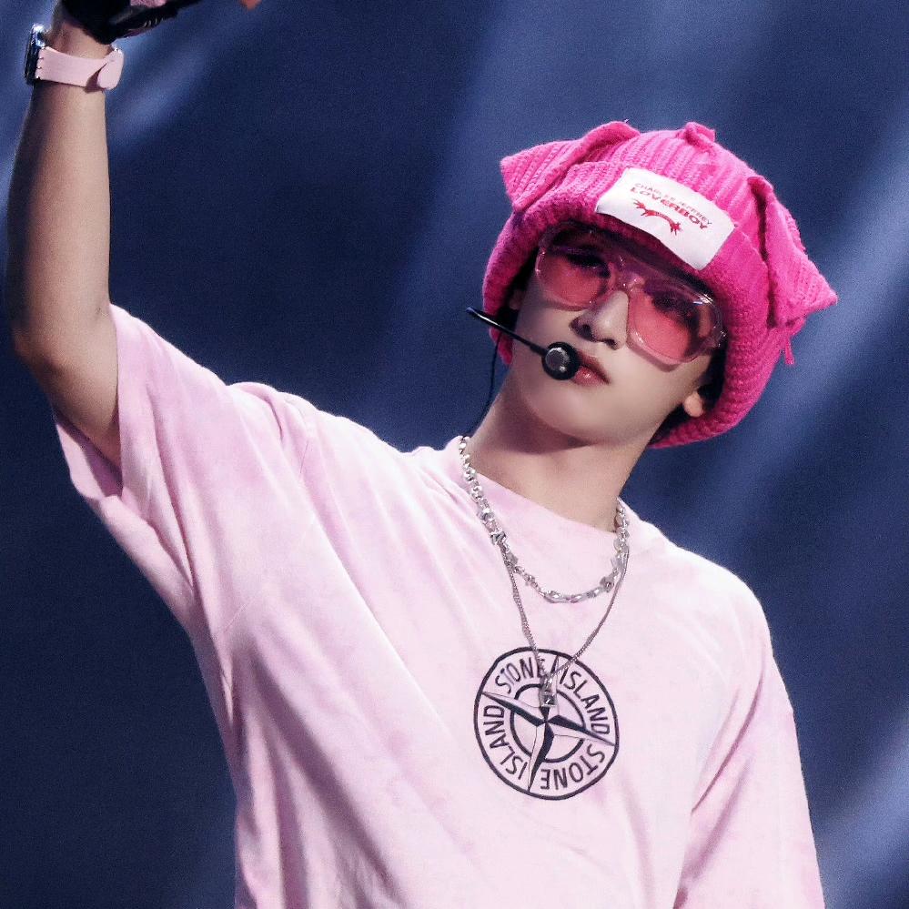 Pink🪐