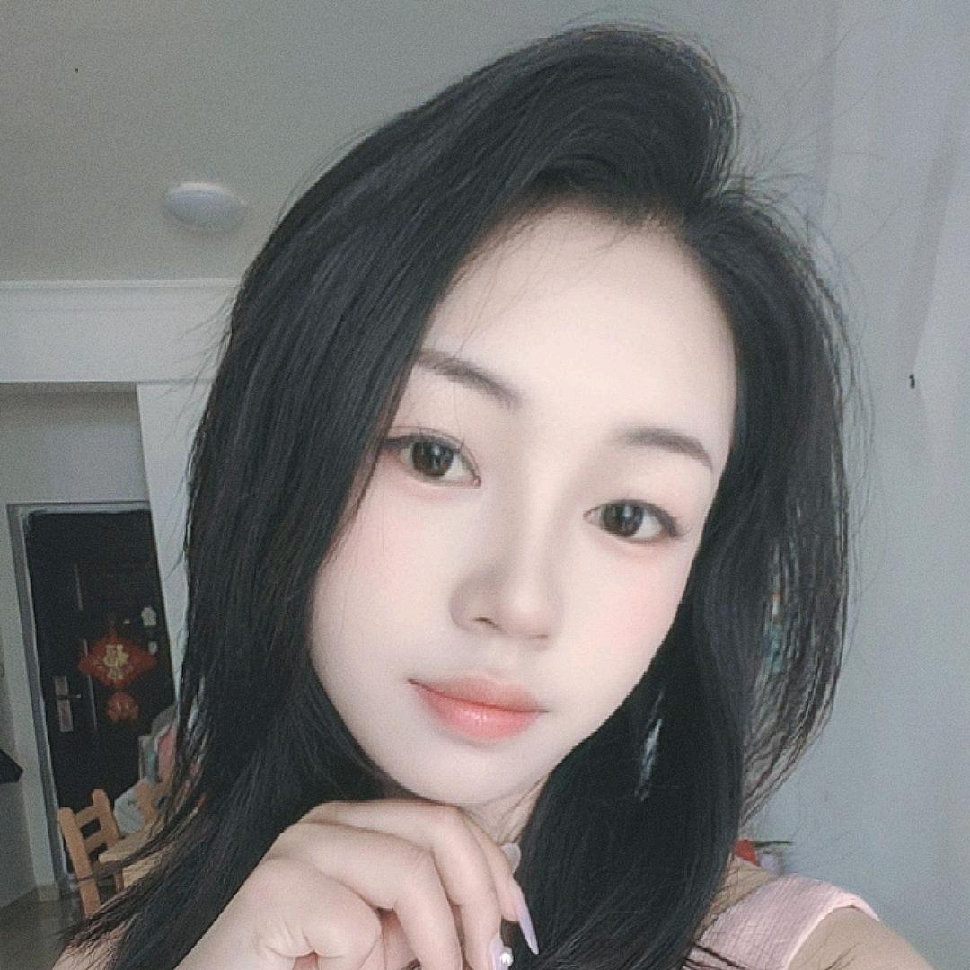 .: 👧🏻¹⁹⁹⁸
